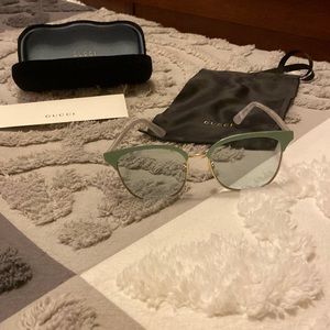 Gucci sunglasses